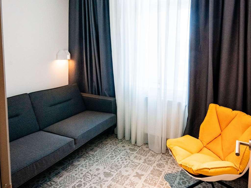 Hotel Ibis Styles Sibiu Arsenal Zimmer foto