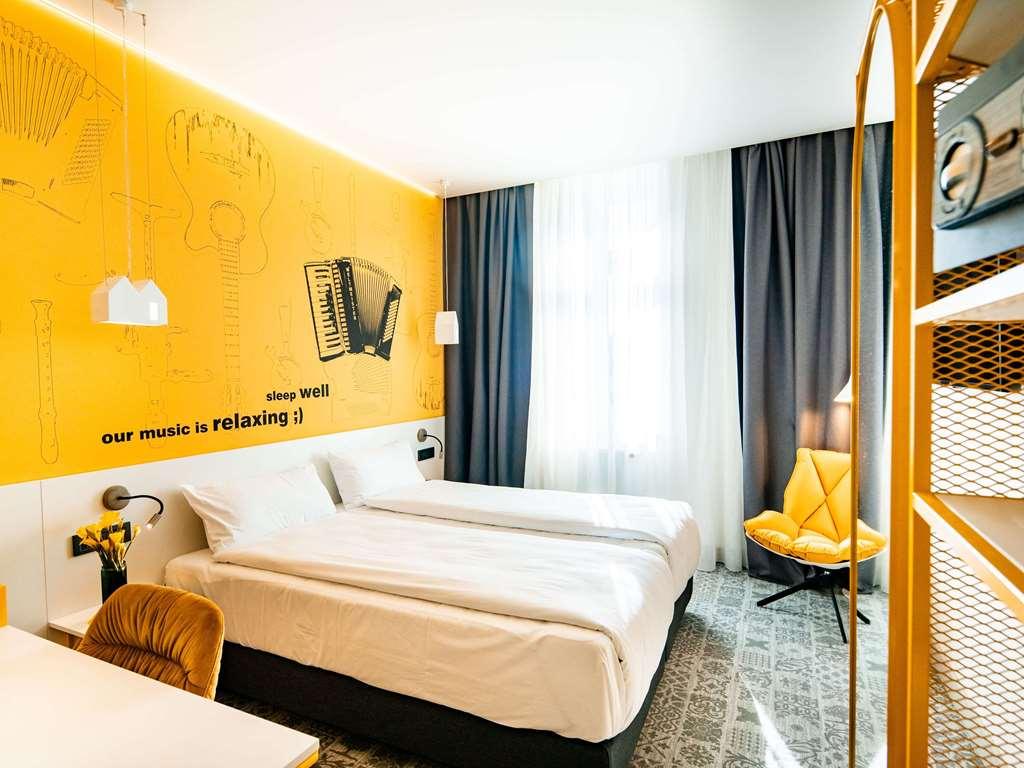 Hotel Ibis Styles Sibiu Arsenal Zimmer foto